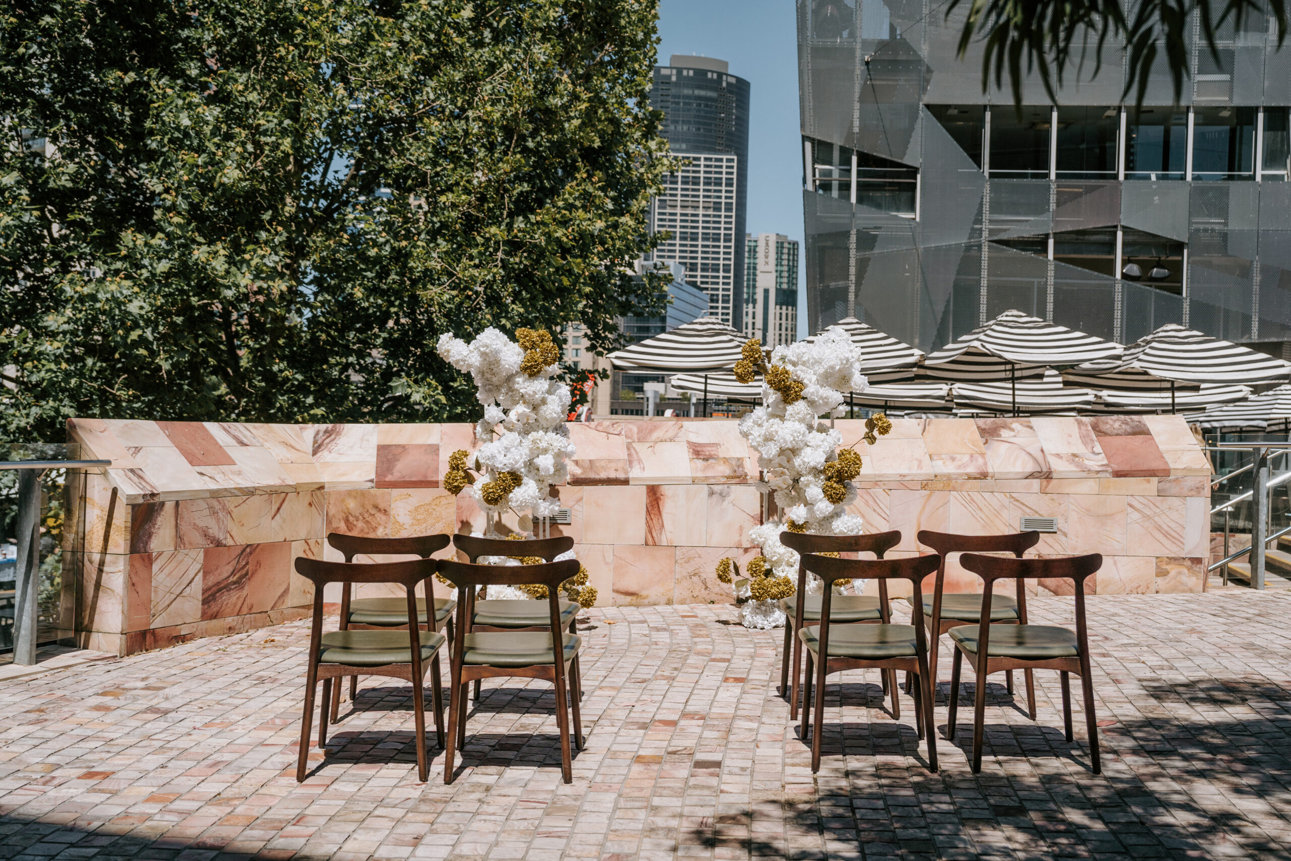 VICTORIA - WEDDING SET UP